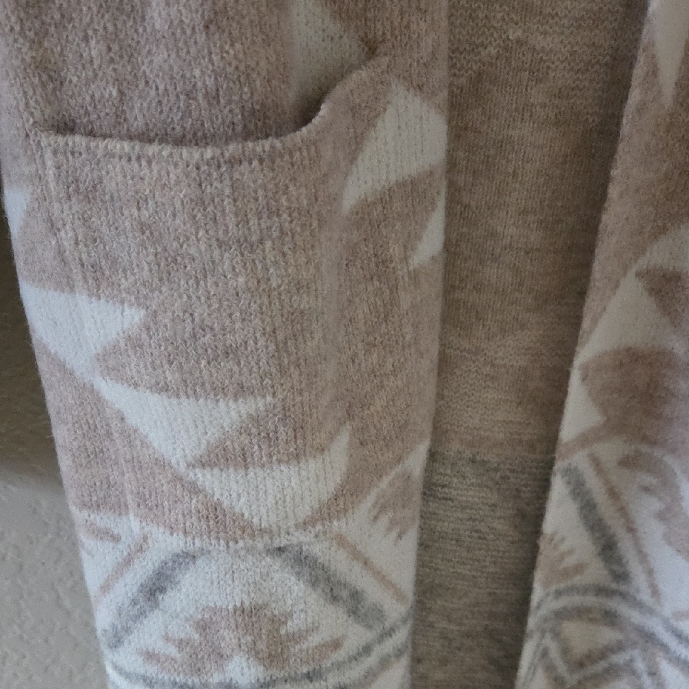 Frye Beige and White Geometric Cardigan - Picture 3 of 5